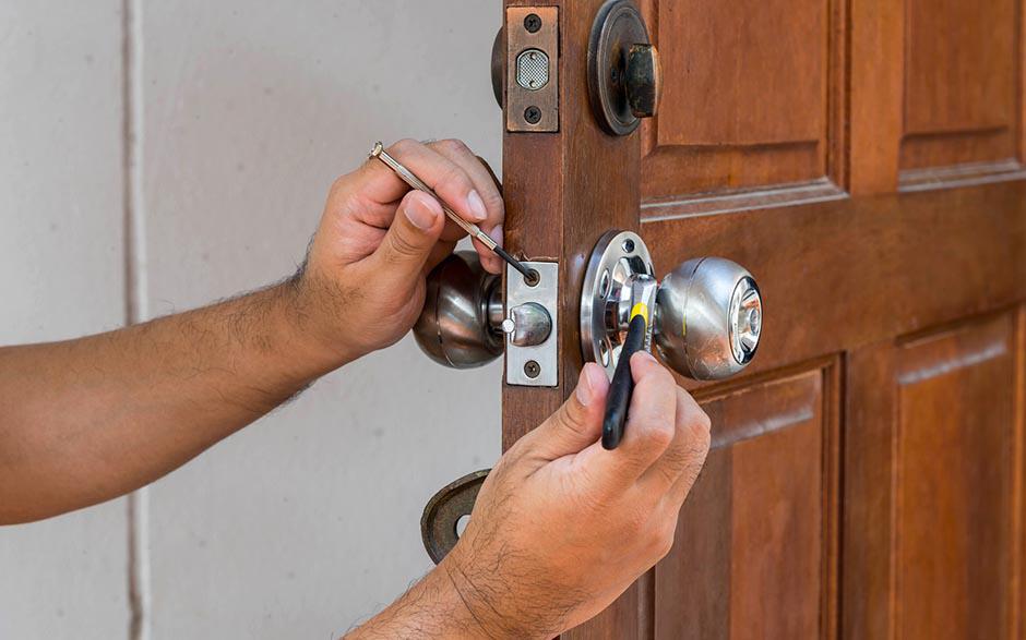 artisan serrurier ouverture de porte Épinay-sur-Seine